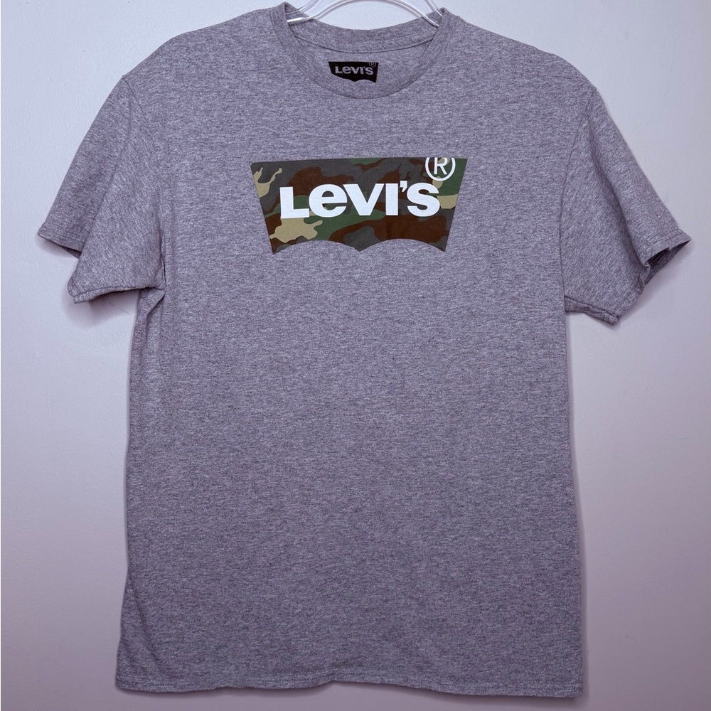 Levi's Gray Tee with Camouflage Logo